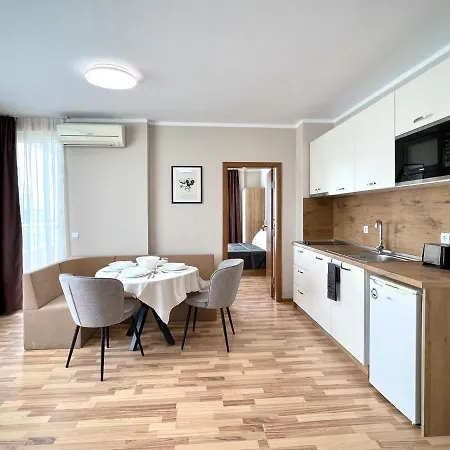 Sineva Del Sol アパートホテル